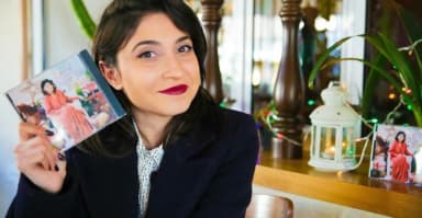 رئيس بلدية حيفا يحظر المغنية العربية لينا مخول من المشاركة في فعاليات المدينة