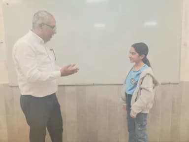📰 محاضرة توعوية عن العنف للدكتور رافع يحيى في مدرسة البيروني الابتدائية