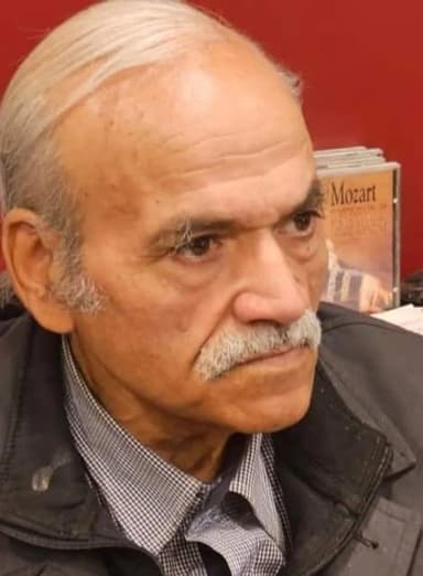 أدراج حمر